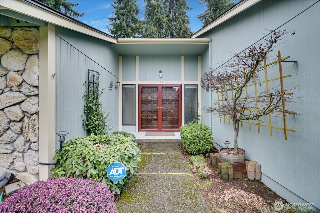 Photo of 1361 Bel Air Road, Tacoma, WA 98406 (MLS # 2475483)