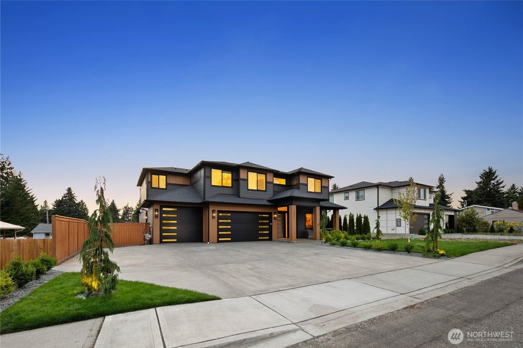 Photo of 1511 17th Avenue, Milton, WA 98354 (MLS # 2431175)