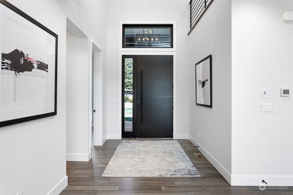 Photo of 14519 SE 14th Street, Bellevue, WA 98007 (MLS # 2150794)