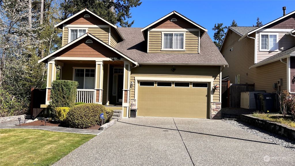 Photo of 2421 143 Rd Place SW, Lynnwood, WA 98087 (MLS # 2217663)