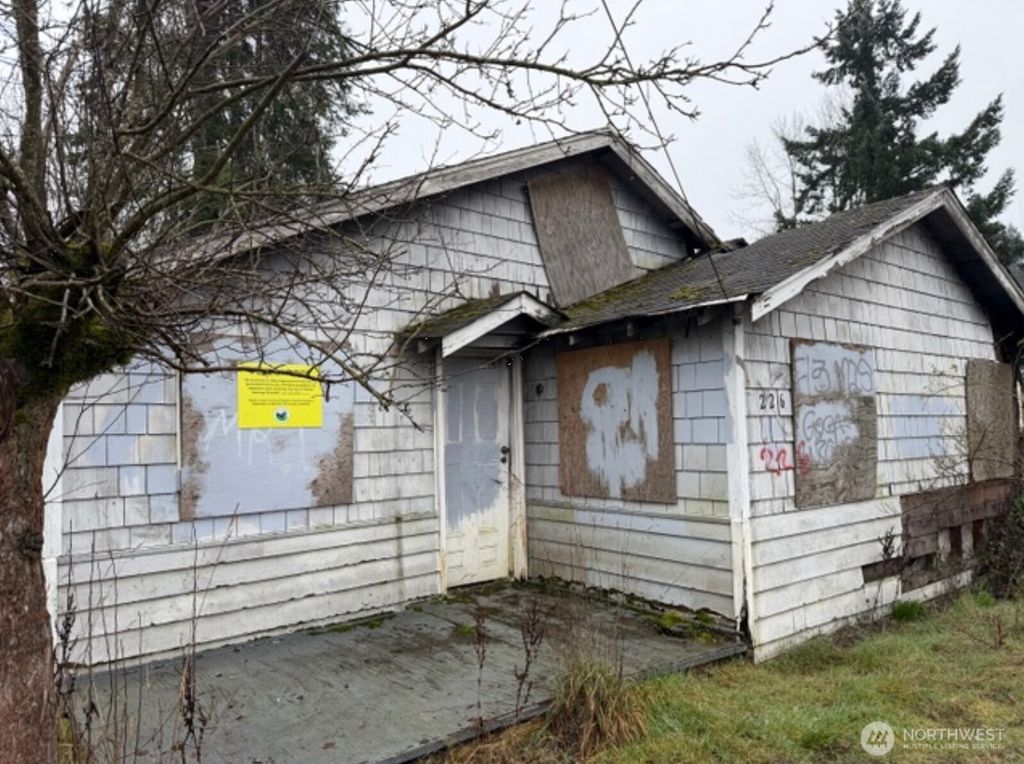 Photo of 226 S 7th Street, Shelton, WA 98584 (MLS # 2470165)