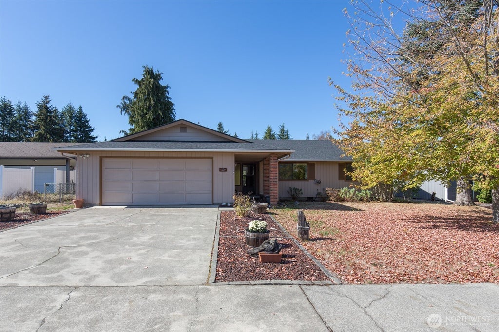 Photo of 309 N Honeycomb Circle CIR, Sequim, WA 98382 (MLS # 2575546)