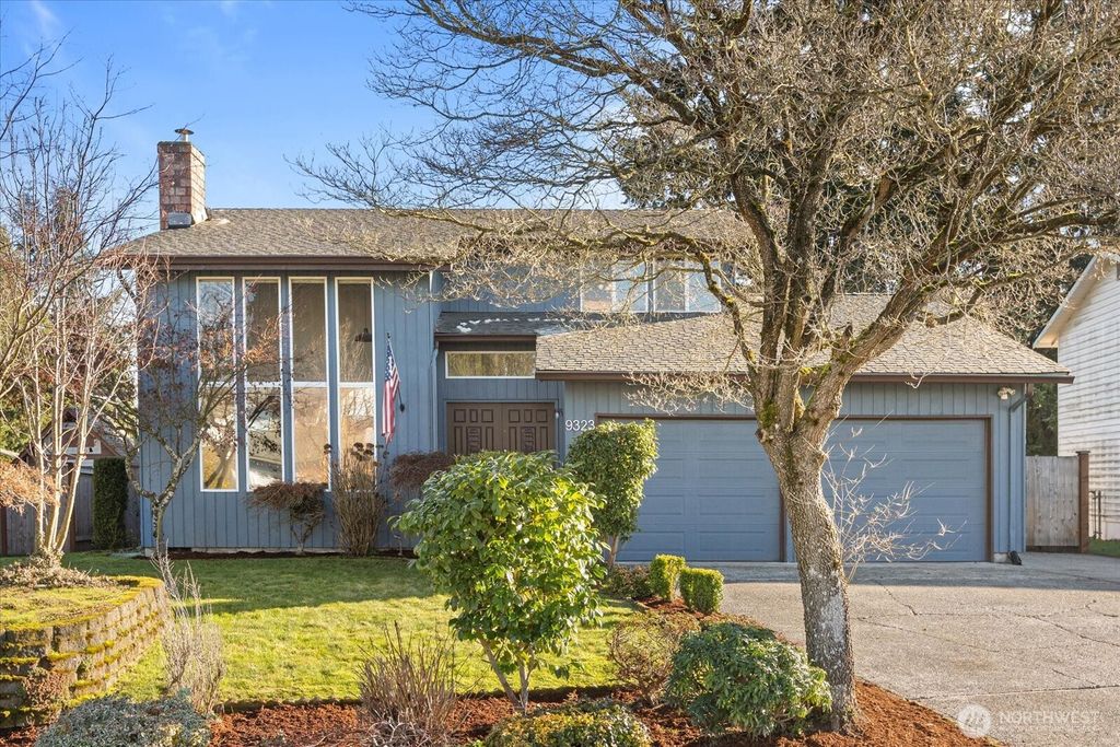 Photo of 9323 10th Avenue SE, Everett, WA 98208 (MLS # 2470698)