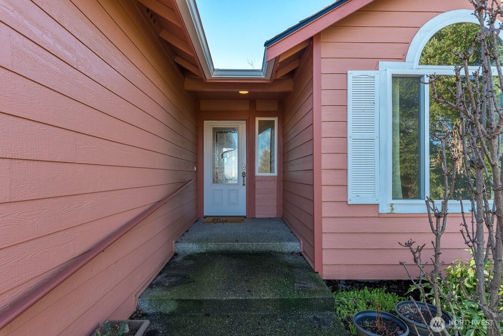 Photo of 3508 F Avenue, Anacortes, WA 98221 (MLS # 2467697)