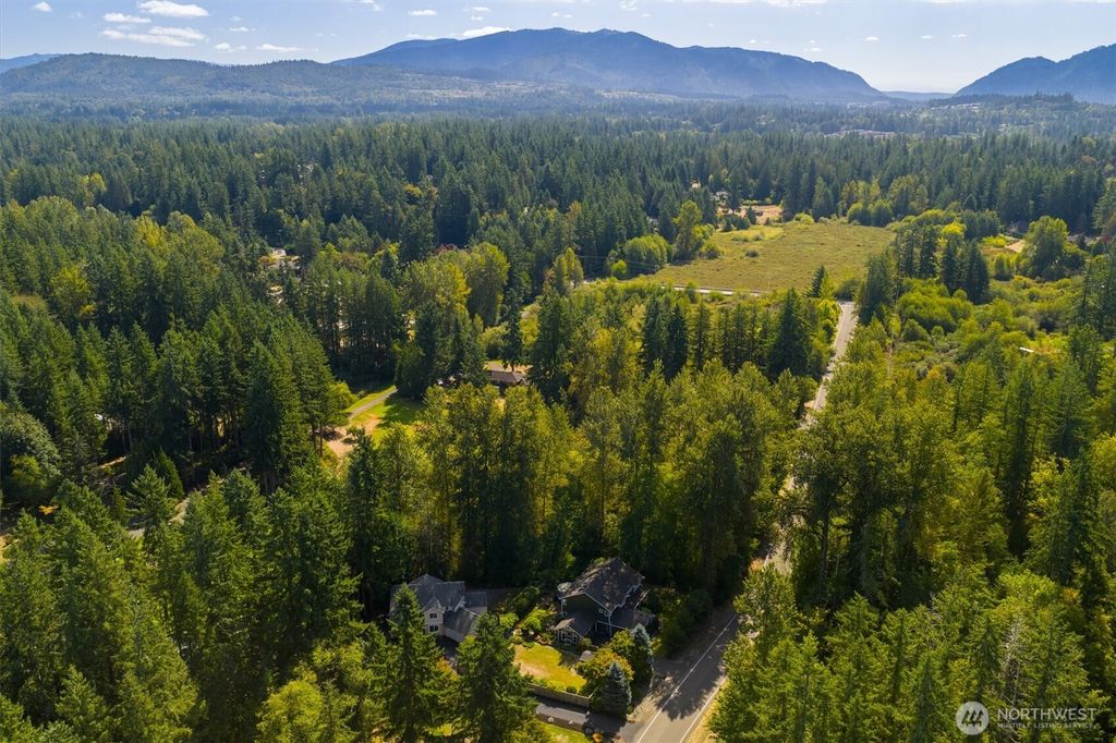 Photo of 2016 236th Avenue SE, Sammamish, WA 98075 (MLS # 2445097)