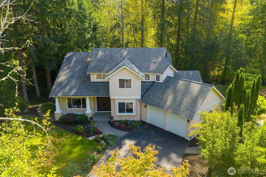 Photo of 2016 236th Avenue SE, Sammamish, WA 98075 (MLS # 2445097)