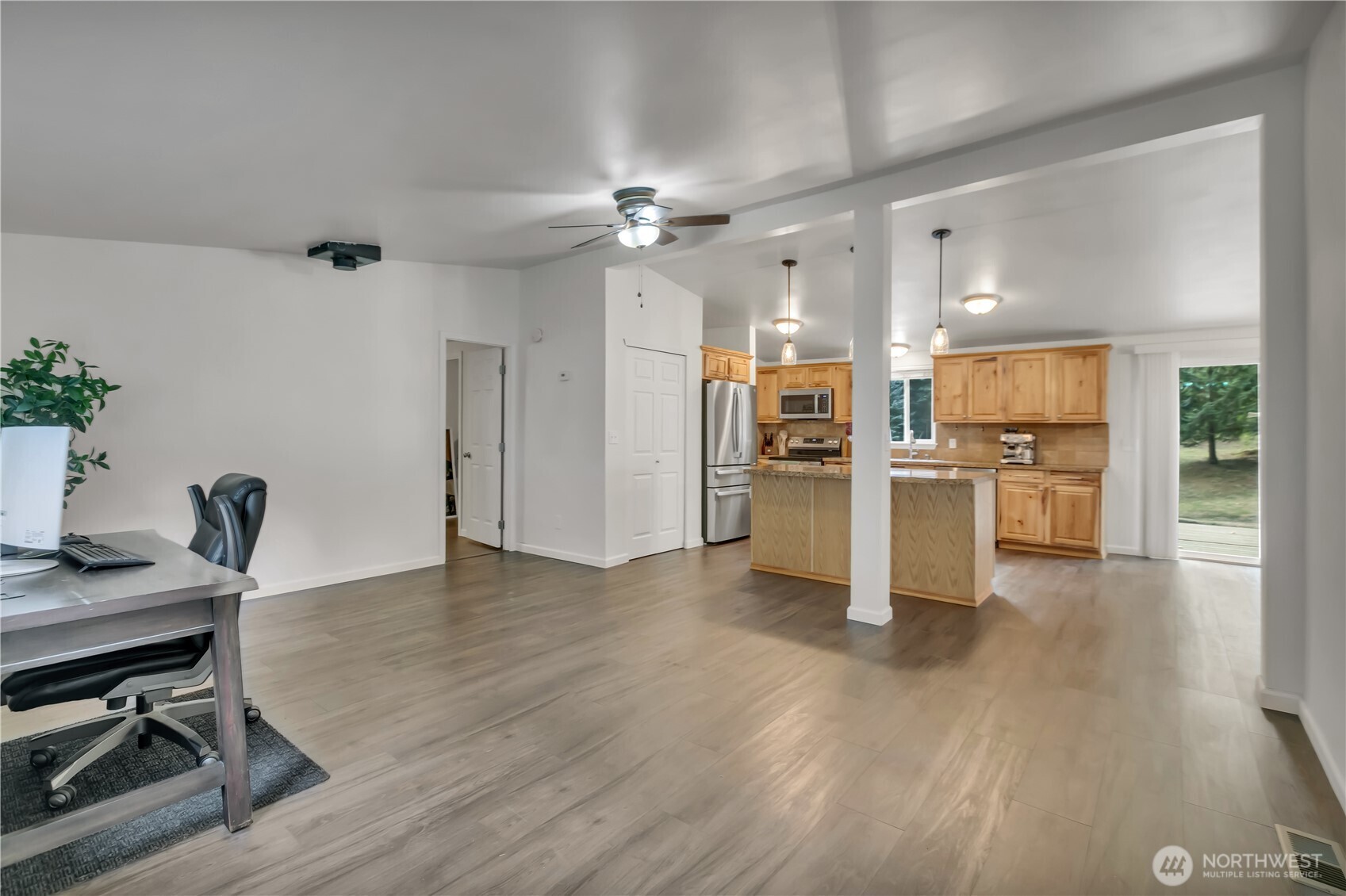 18708 229th Avenue E