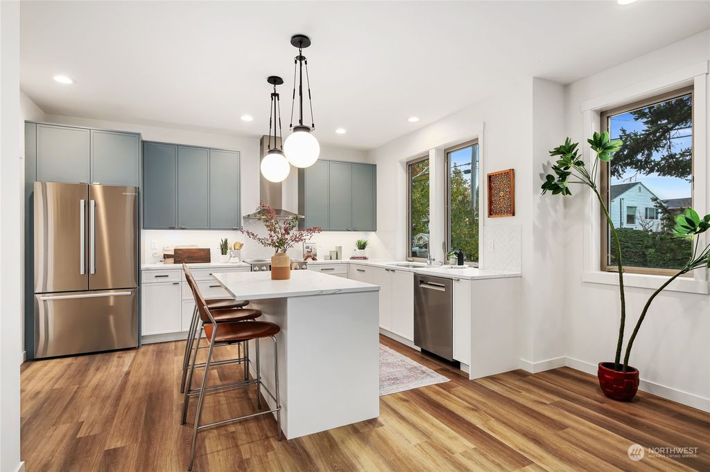 Photo of 9615 Fremont Avenue N, Seattle, WA 98103 (MLS # 2314940)