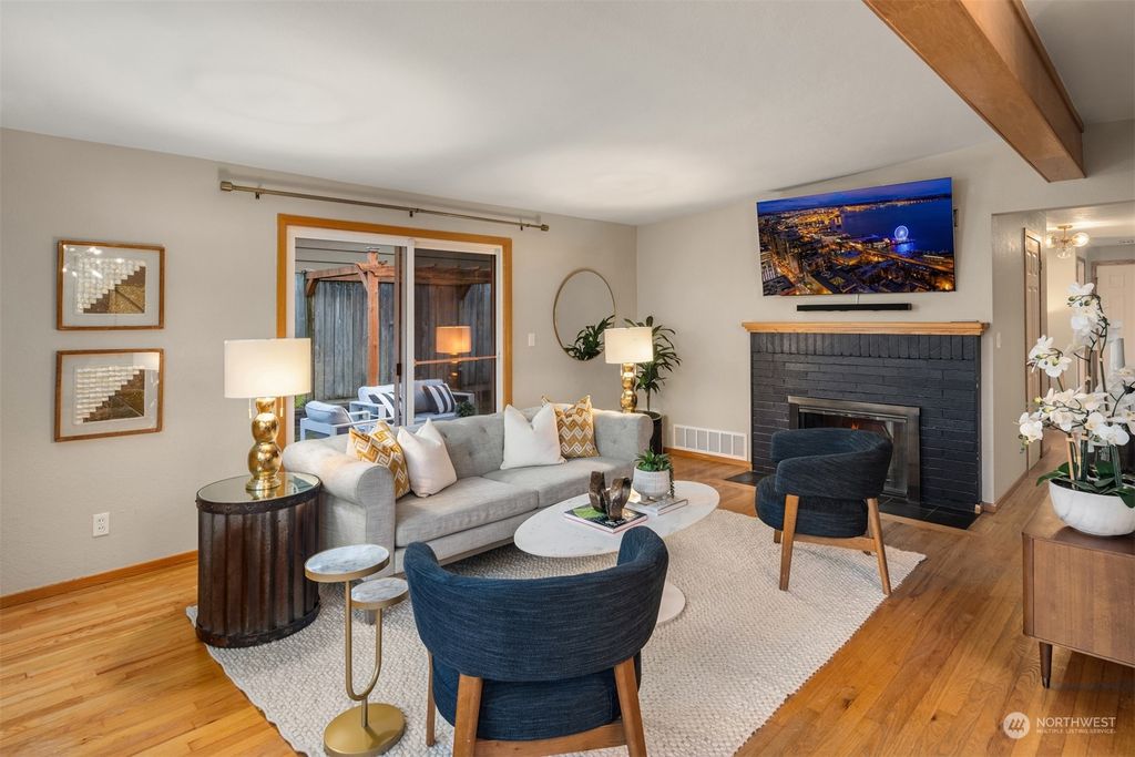 listing image 9366344411265215954