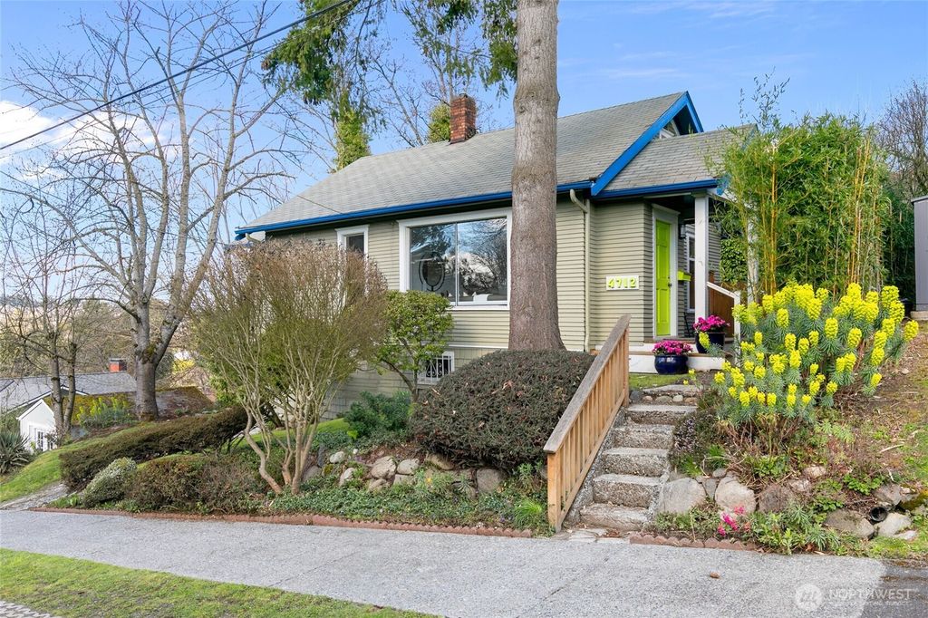 Photo of 4712 S Angeline Street, Seattle, WA 98118 (MLS # 2427950)