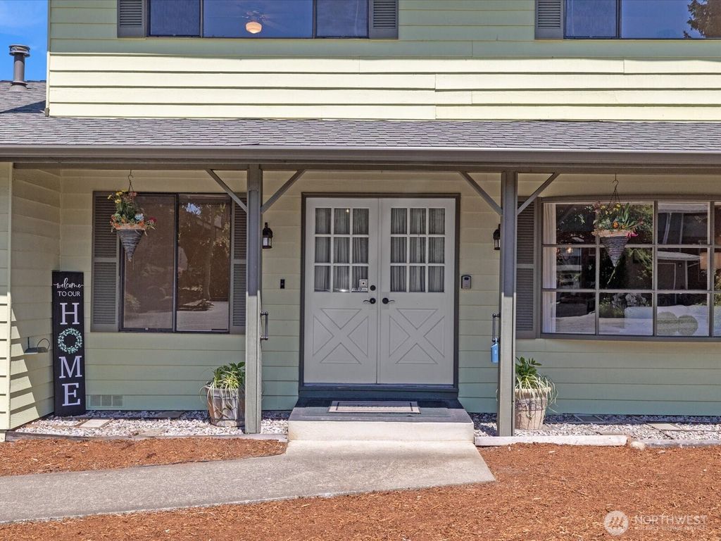 Photo of 12314 NE 162nd Street, Bothell, WA 98011 (MLS # 2514517)
