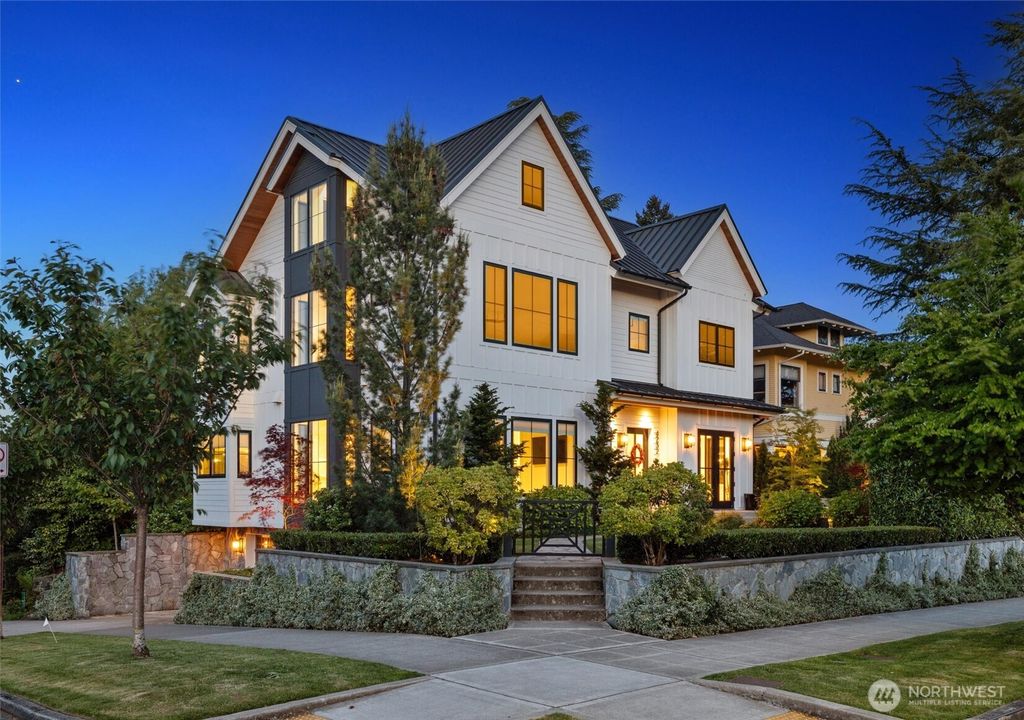 Photo of 4232 Burke Avenue N, Seattle, WA 98103 (MLS # 2383160)