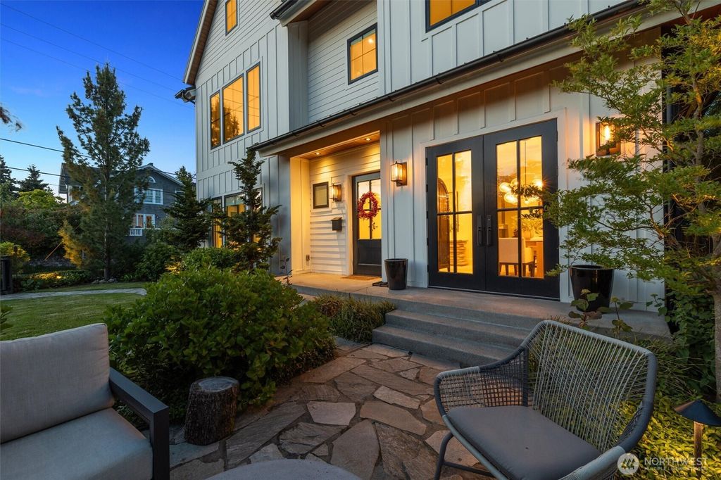 Photo of 4232 Burke Avenue N, Seattle, WA 98103 (MLS # 2383160)