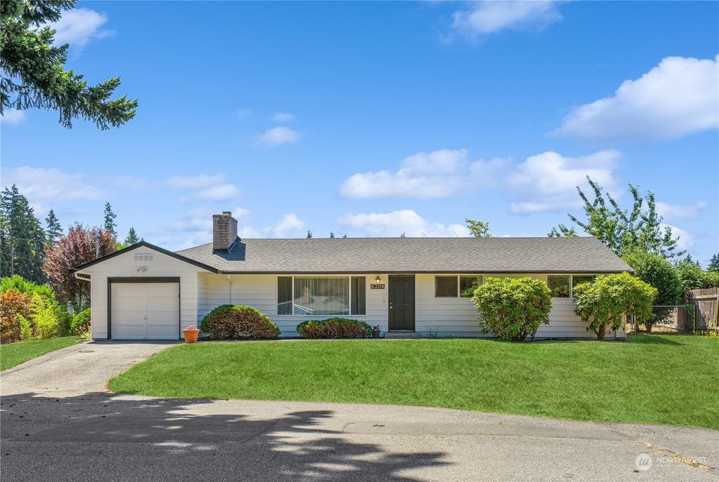 Photo of 6304 177th Place SW, Lynnwood, WA 98037 (MLS # 2145256)