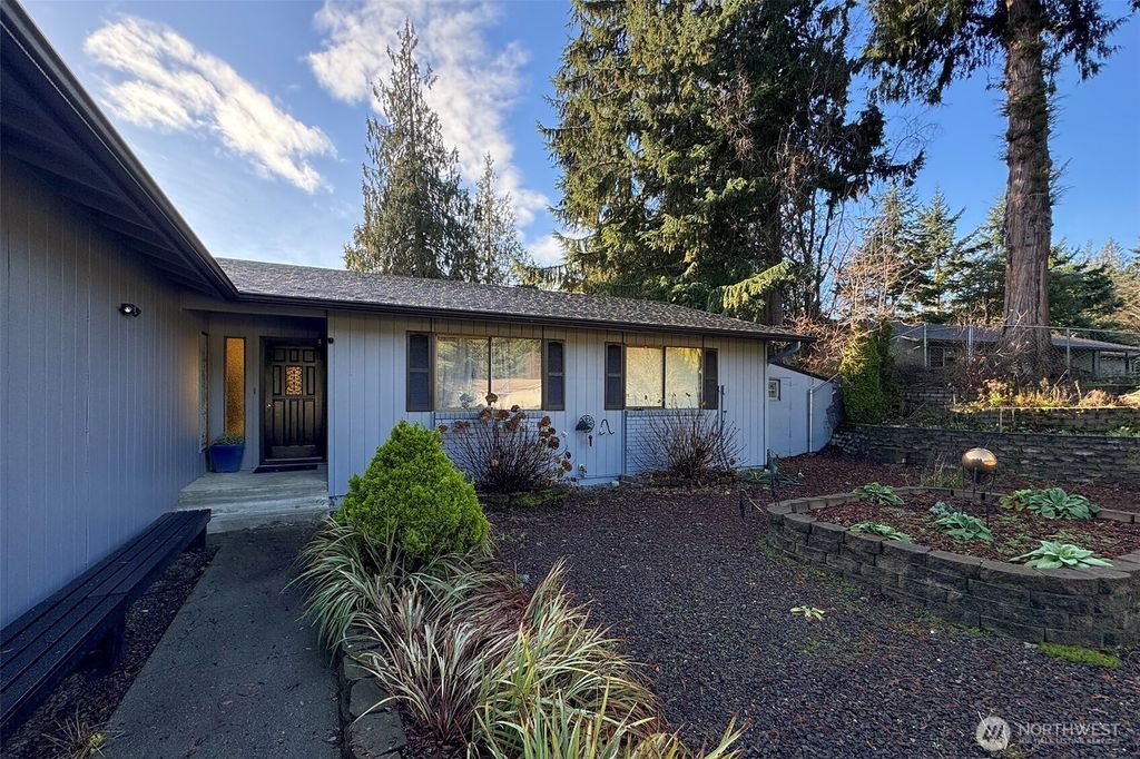 Photo of 91 Olympian Way, Port Angeles, WA 98362 (MLS # 2465316)