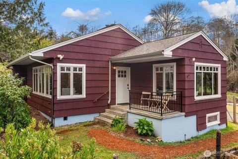 Photo of 11305 103rd Avenue SW, Vashon, WA 98070 (MLS # 2483558)