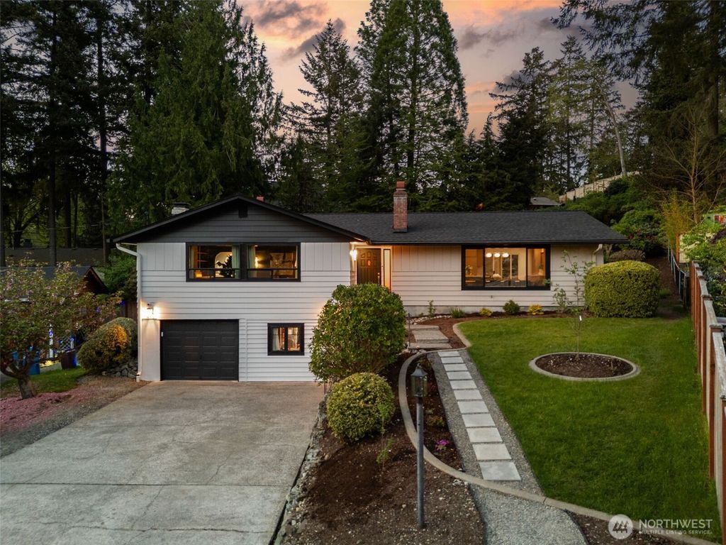 Photo of 7559 Dowerdell Lane W, Lakewood, WA 98499 (MLS # 2517723)