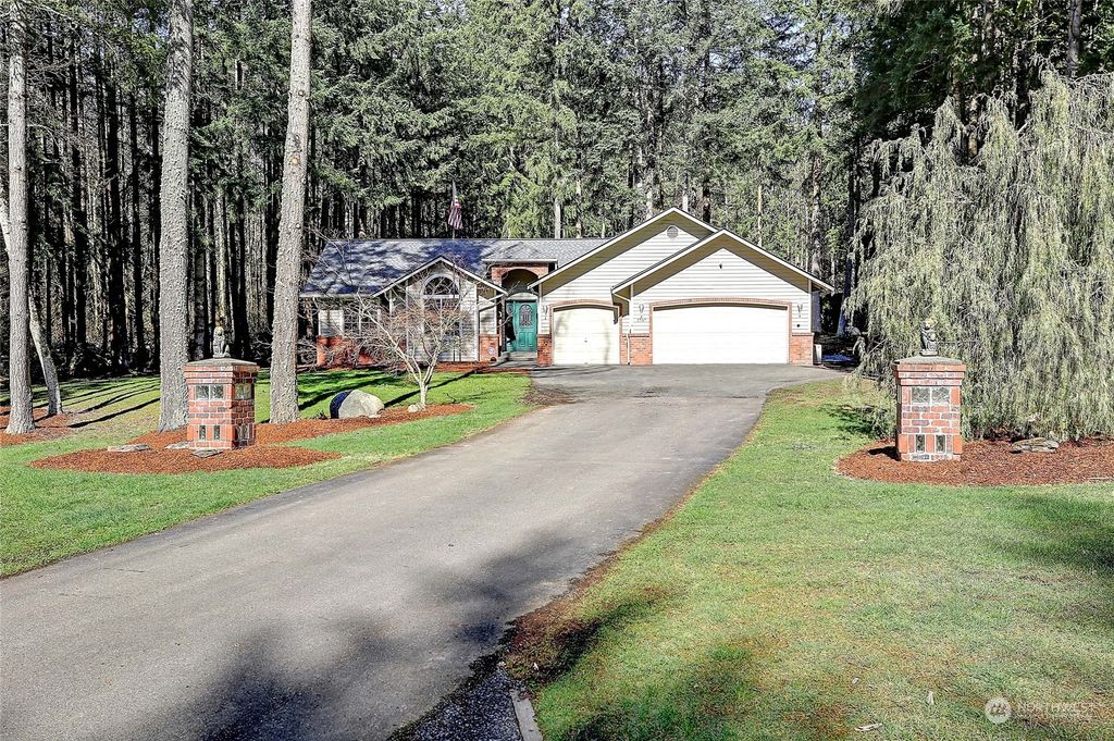 Photo of 1707 141st Street NW, Marysville, WA 98271 (MLS # 2200117)