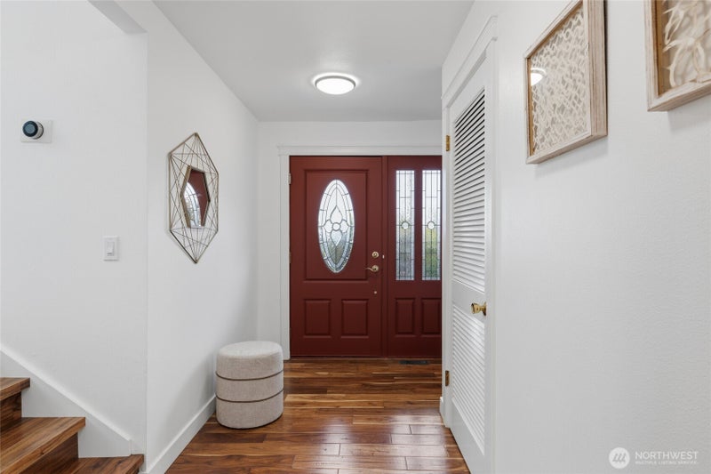 741 S 295th Place
