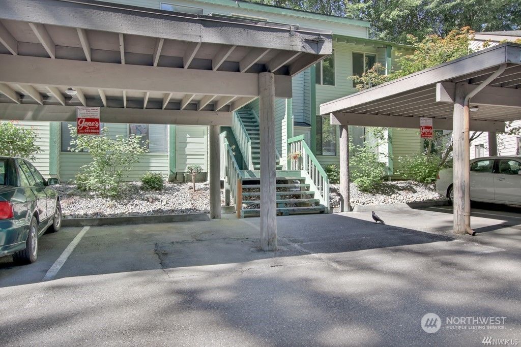 Photo of 154 S 330th Street #C, Federal Way, WA 98003 (MLS # 2072253)