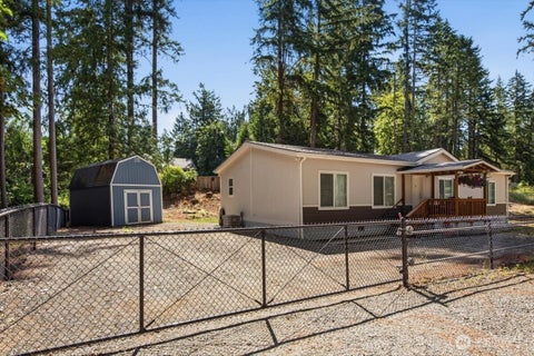 Photo of 31022 229th Avenue SE, Black Diamond, WA 98010 (MLS # 2553571)