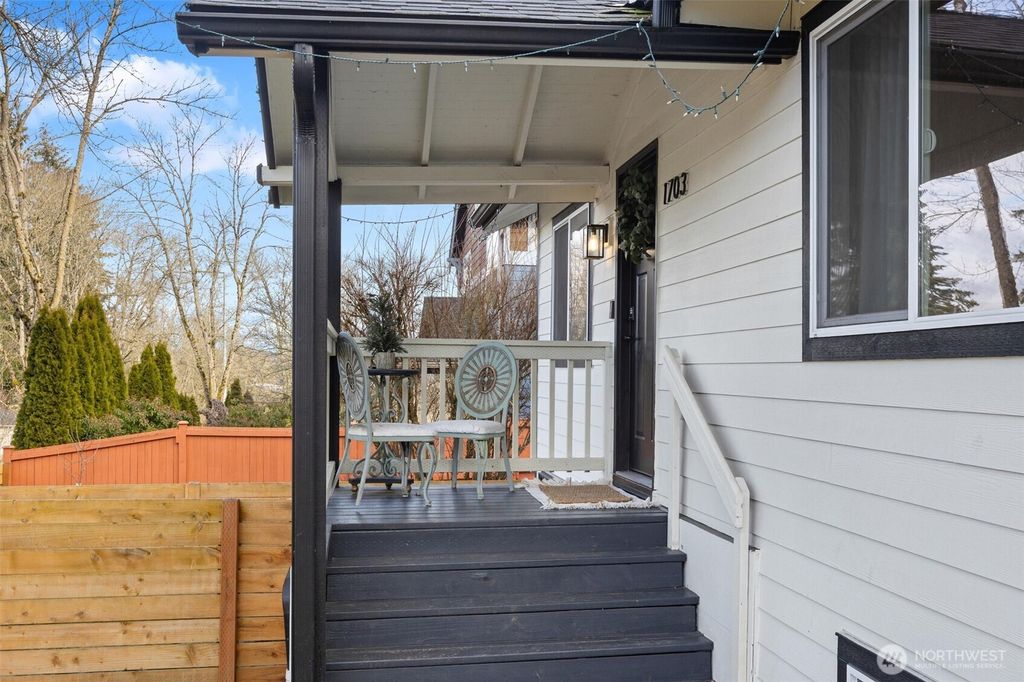 Photo of 1703 NE 125th Street, Seattle, WA 98125 (MLS # 2334985)