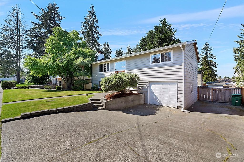 Photo of 4805 217th Street SW, Mountlake Terrace, WA 98043 (MLS # 2069837)