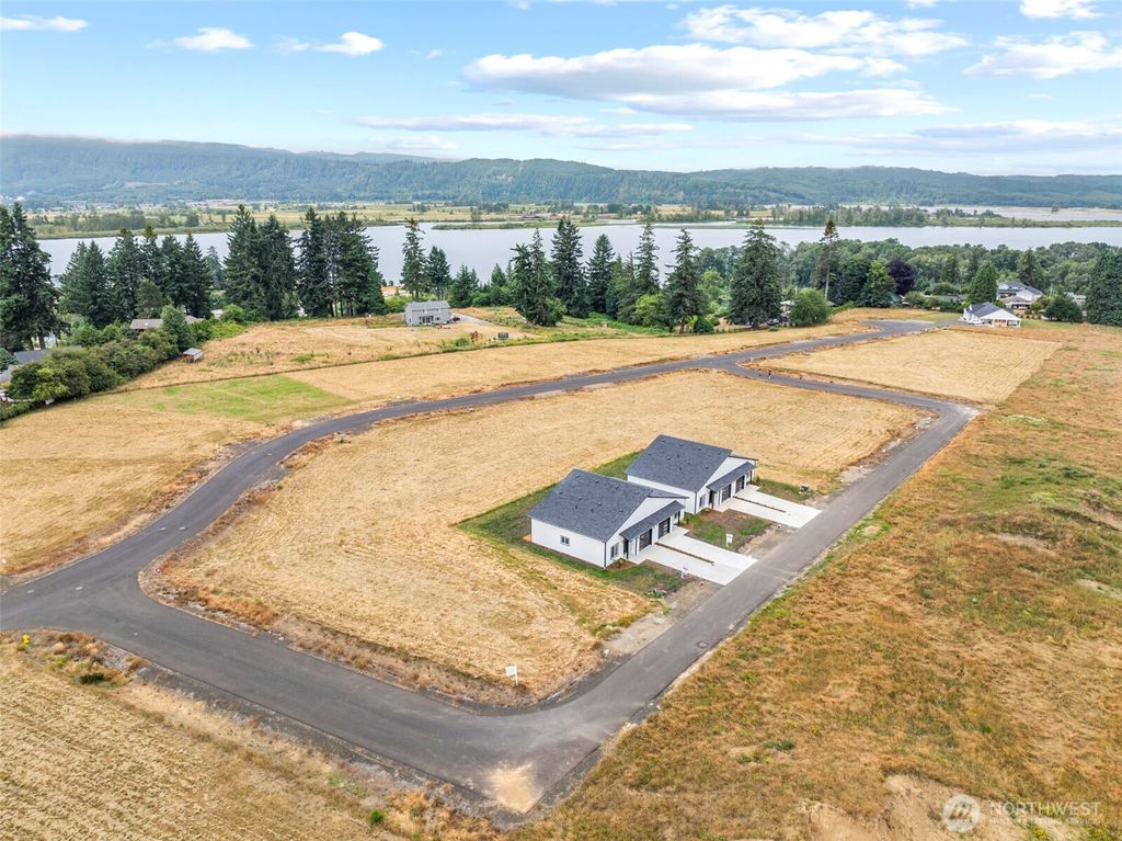 Photo of 22 Sunnyfield Drive #LOT 15, Cathlamet, WA 98612 (MLS # 2516305)