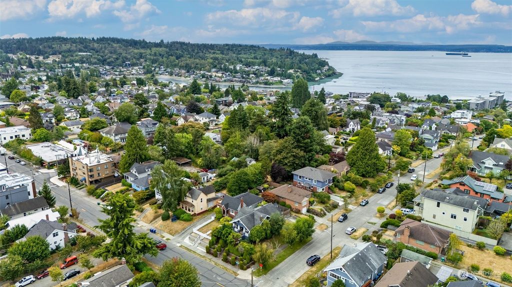Photo of 6607 32nd Ave NW Ave, Seattle, WA 98117 (MLS # 2281912)