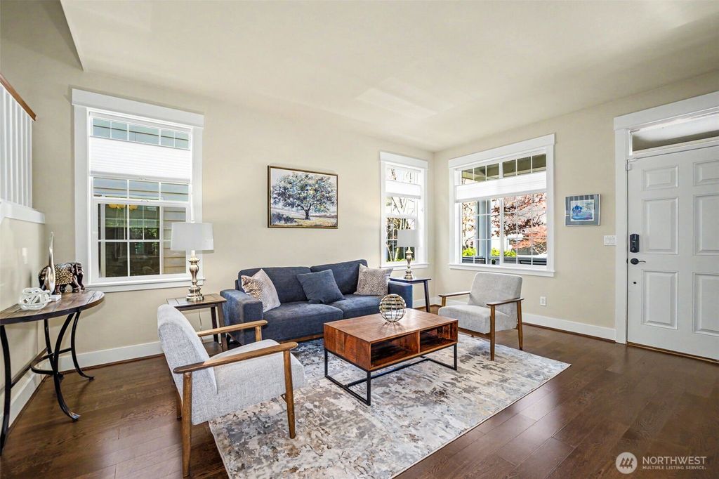 Photo of 315 4th Avenue S, Kirkland, WA 98033 (MLS # 2504605)