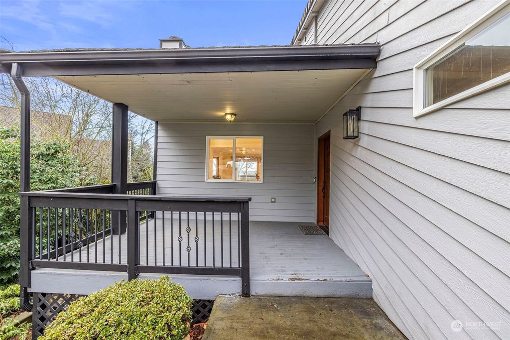 Photo of 19251 98th Avenue S, Renton, WA 98055 (MLS # 2185283)