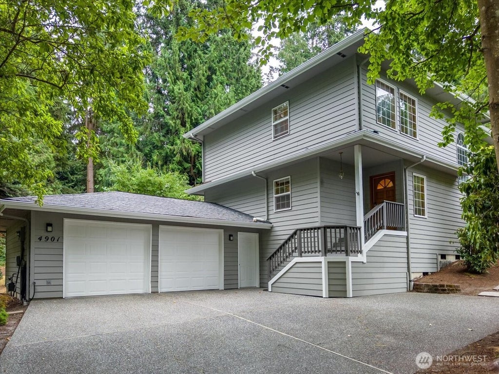 Photo of 4901 Fowler Avenue, Everett, WA 98203 (MLS # 2582432)