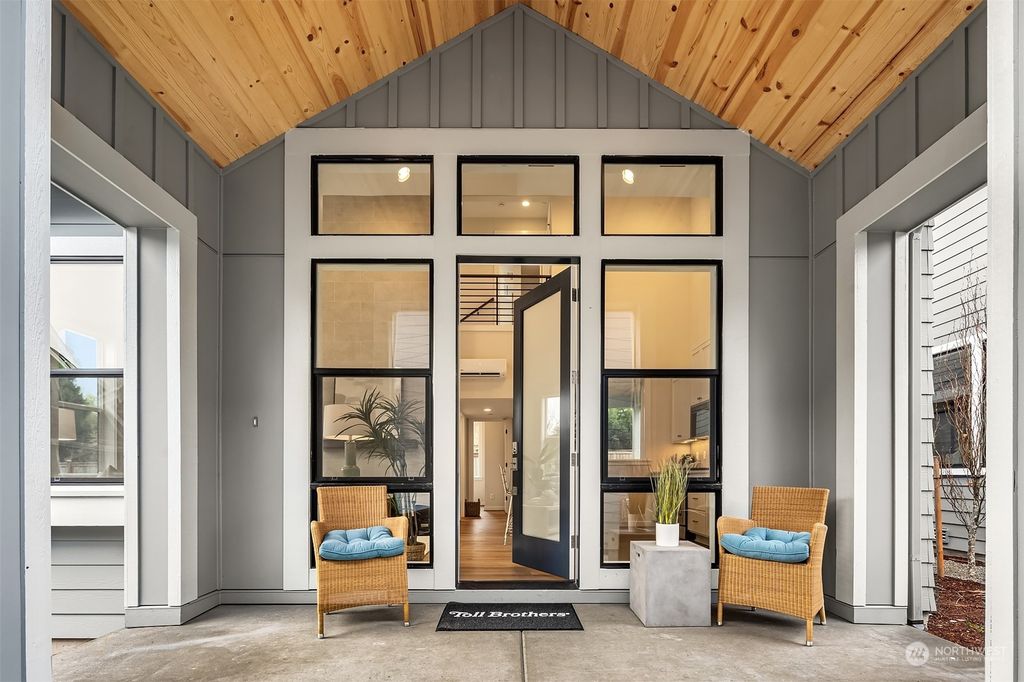 Photo of 10310 (HS 7) 135th Circle NE, Kirkland, WA 98033 (MLS # 2221749)