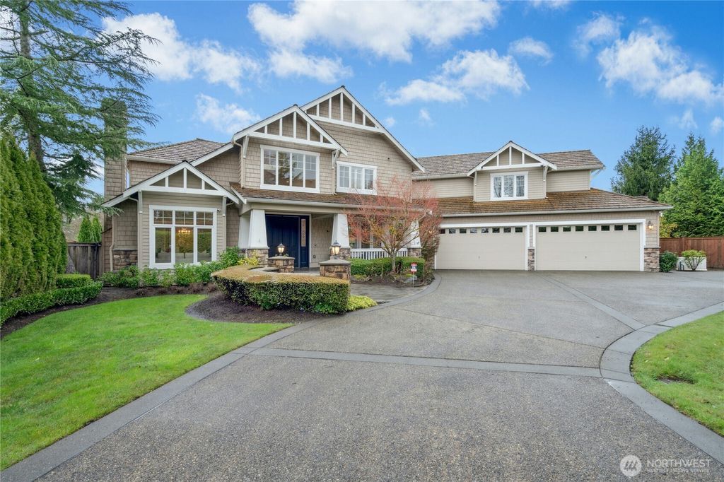 Photo of 2438 278th Court SE, Sammamish, WA 98075 (MLS # 2347937)