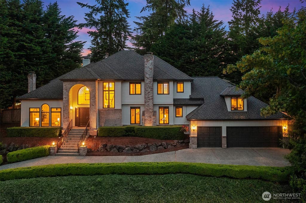 Photo of 4651 171st Avenue SE, Bellevue, WA 98006 (MLS # 2565872)