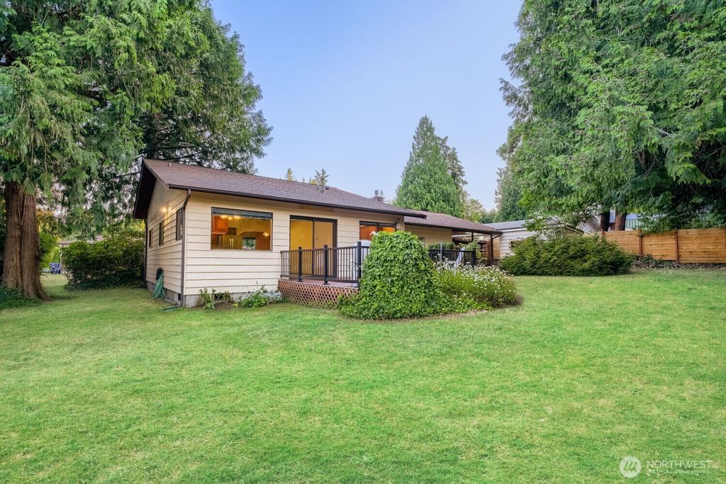 Photo of 4860 S 175th Street, SeaTac, WA 98188 (MLS # 2549794)