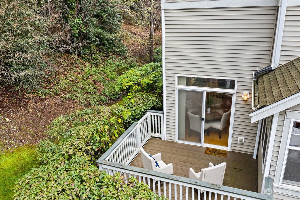 Photo of 9725 178th Place NE #1, Redmond, WA 98052 (MLS # 2203144)