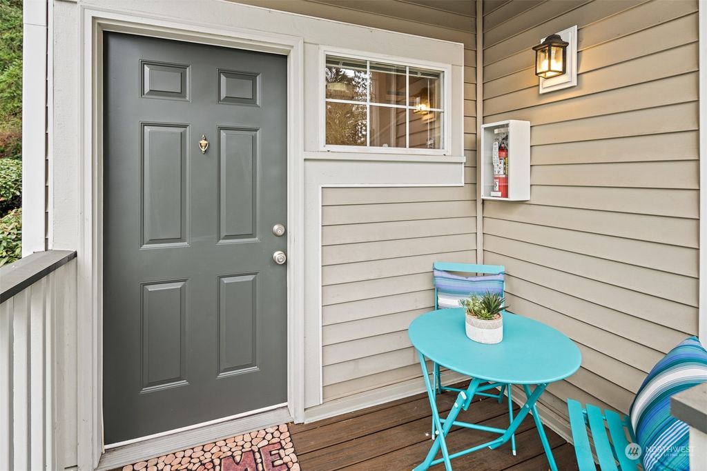 Photo of 9725 178th Place NE #1, Redmond, WA 98052 (MLS # 2203144)