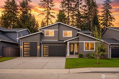 Photo of 15224 106th Avenue E, Puyallup, WA 98374 (MLS # 2506679)