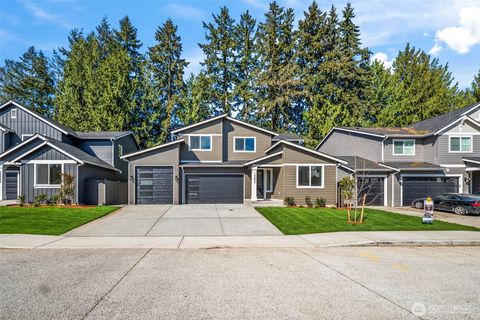 Photo of 15224 106th Avenue E, Puyallup, WA 98374 (MLS # 2506679)