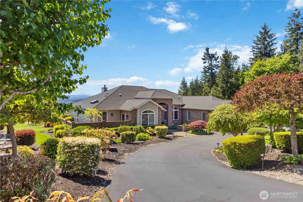 Photo of 193 Alderwood Drive, Chehalis, WA 98532 (MLS # 2561977)