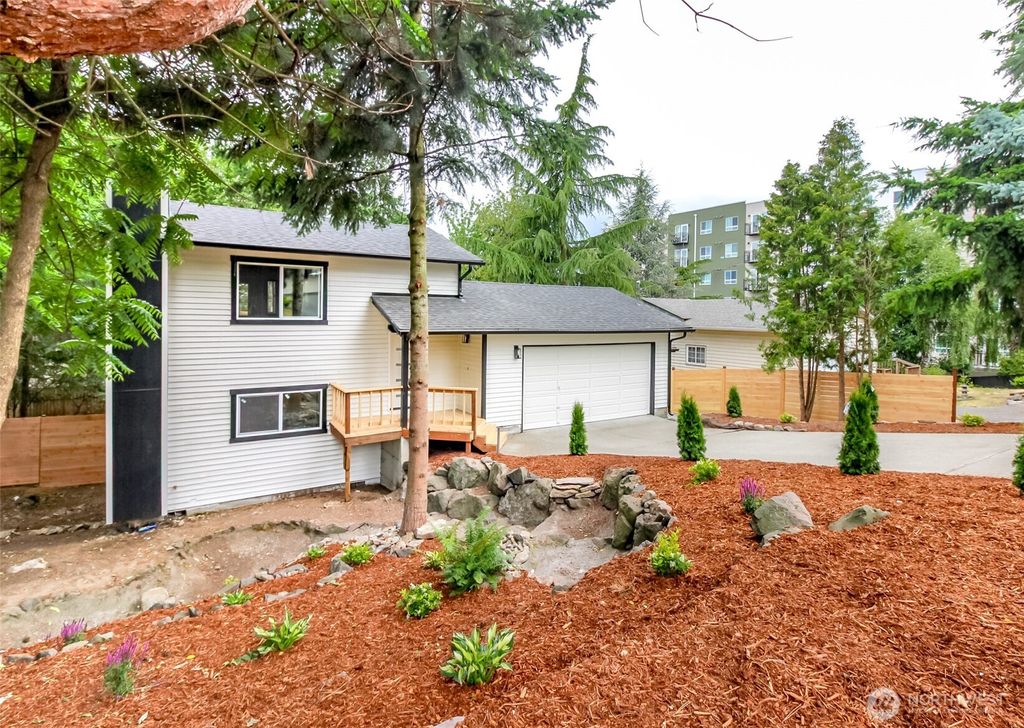 Photo of 21241 S 29th Avenue, SeaTac, WA 98198 (MLS # 2393996)