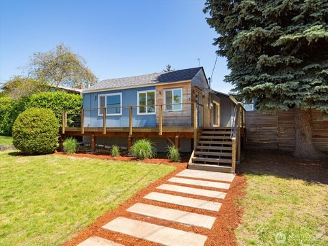 Photo of 22232 10th Avenue S, Des Moines, WA 98198 (MLS # 2533659)