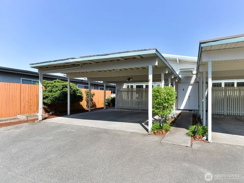 2814 NE 8th Street A Renton WA 98056