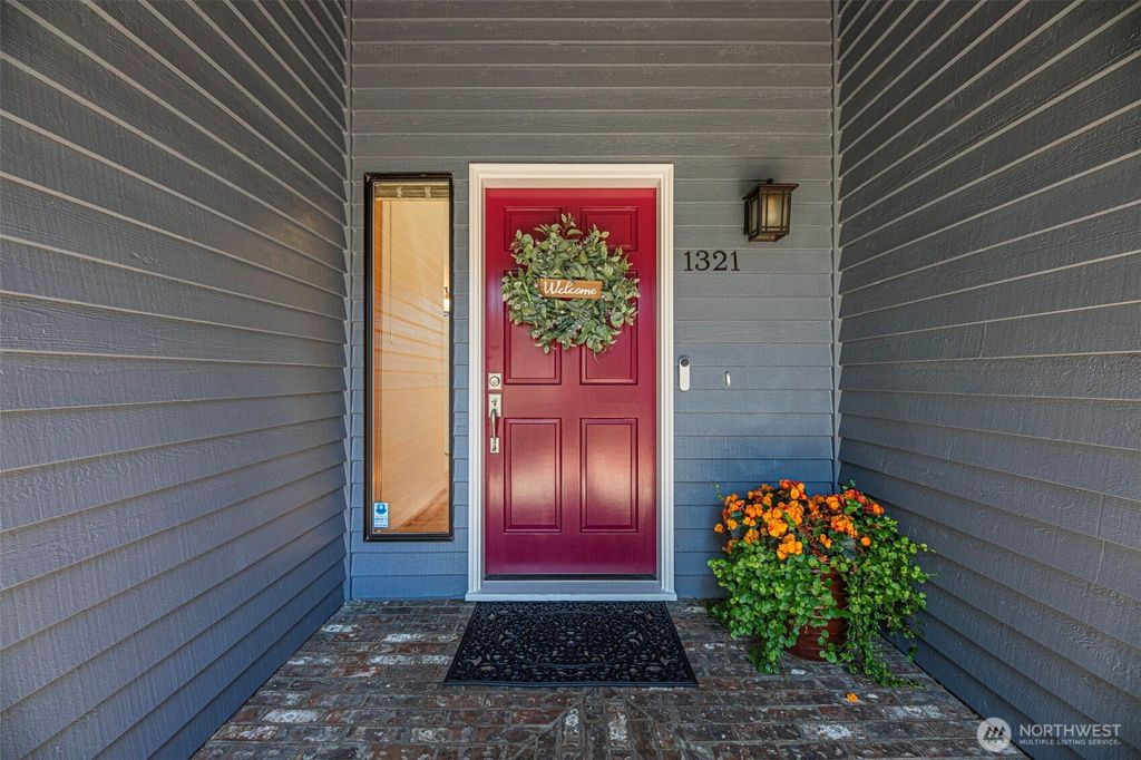Photo of 1321 142nd Place SE, Mill Creek, WA 98012 (MLS # 2408993)
