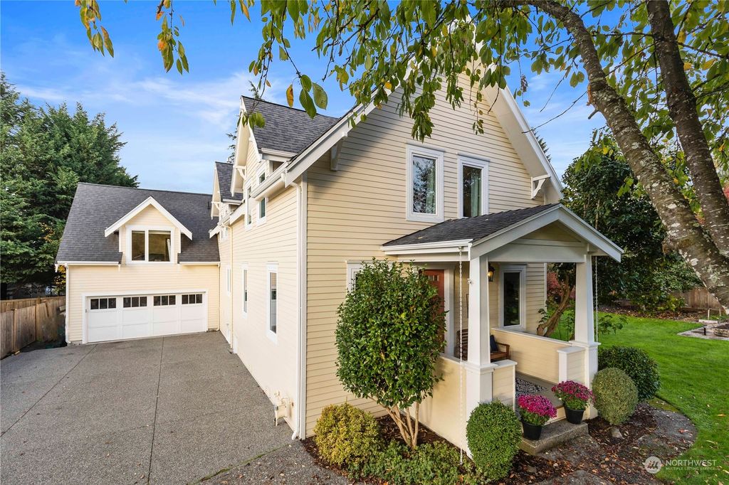 Photo of 26808 NE Virgina Street St, Duvall, WA 98019 (MLS # 2175229)