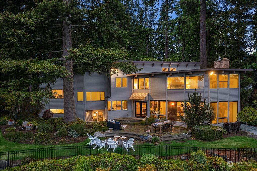 Photo of 6710 128th Street SW, Edmonds, WA 98026 (MLS # 2072773)