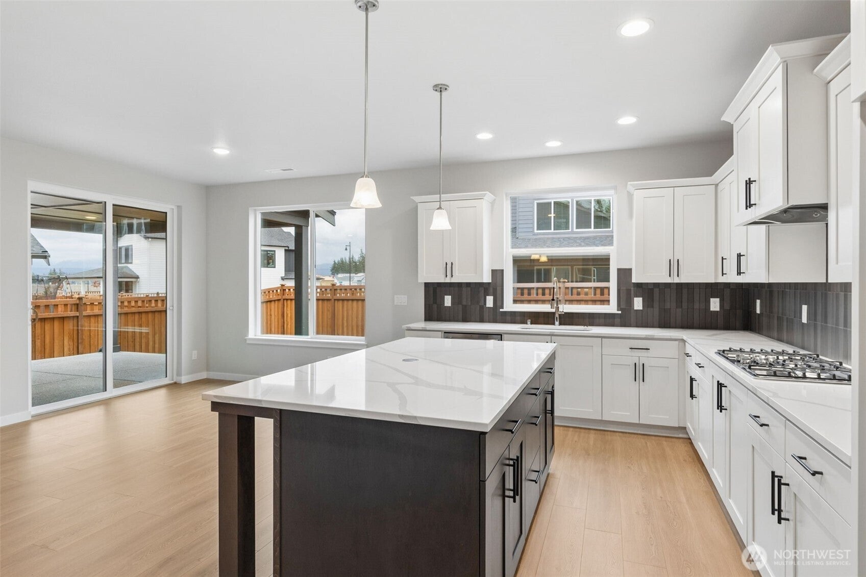 20338 Eagle Lane E 736