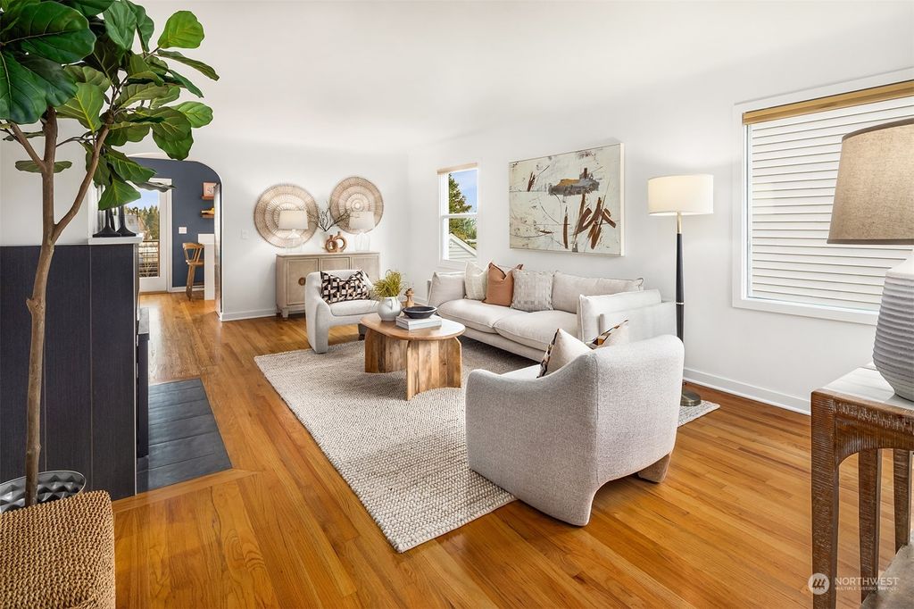 Photo of 7008 34th Avenue NE, Seattle, WA 98115 (MLS # 2193280)