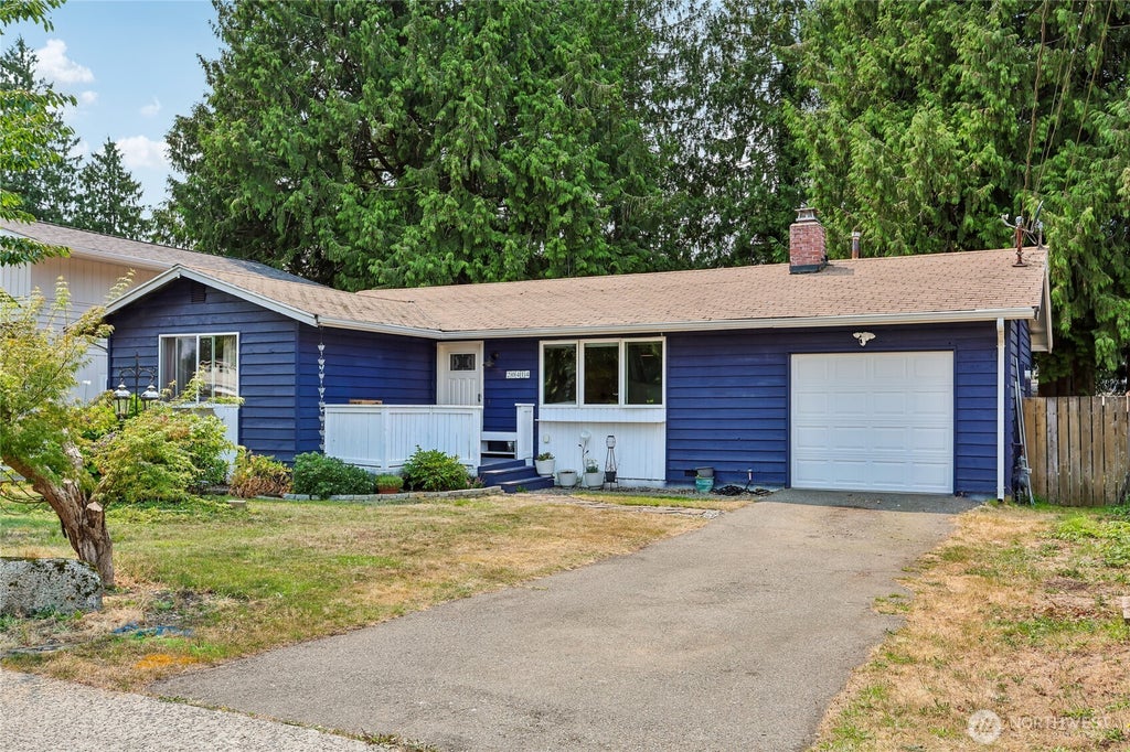 Photo of 20414 54th Avenue W, Lynnwood, WA 98036 (MLS # 2585545)